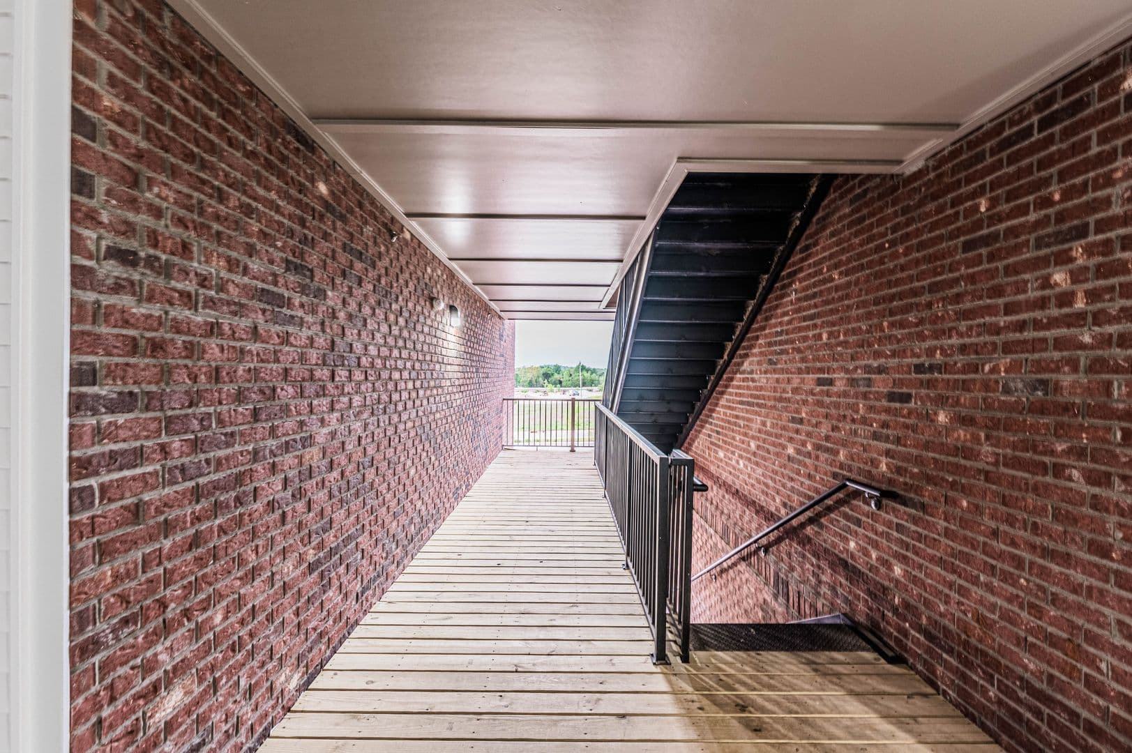 Bowling Green Apartment: 179 Walnut Creek Drive