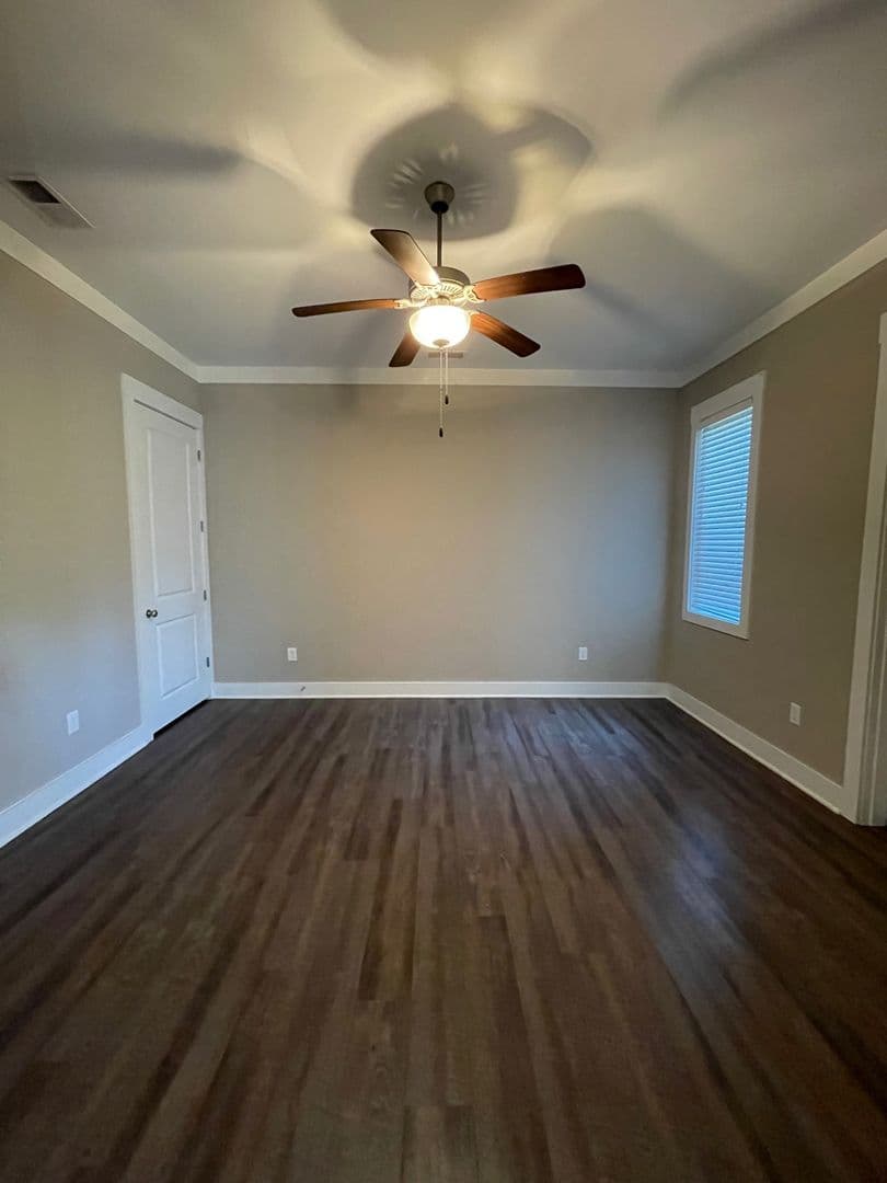 Bowling Green Apartment: 171 Hunt Village Lane