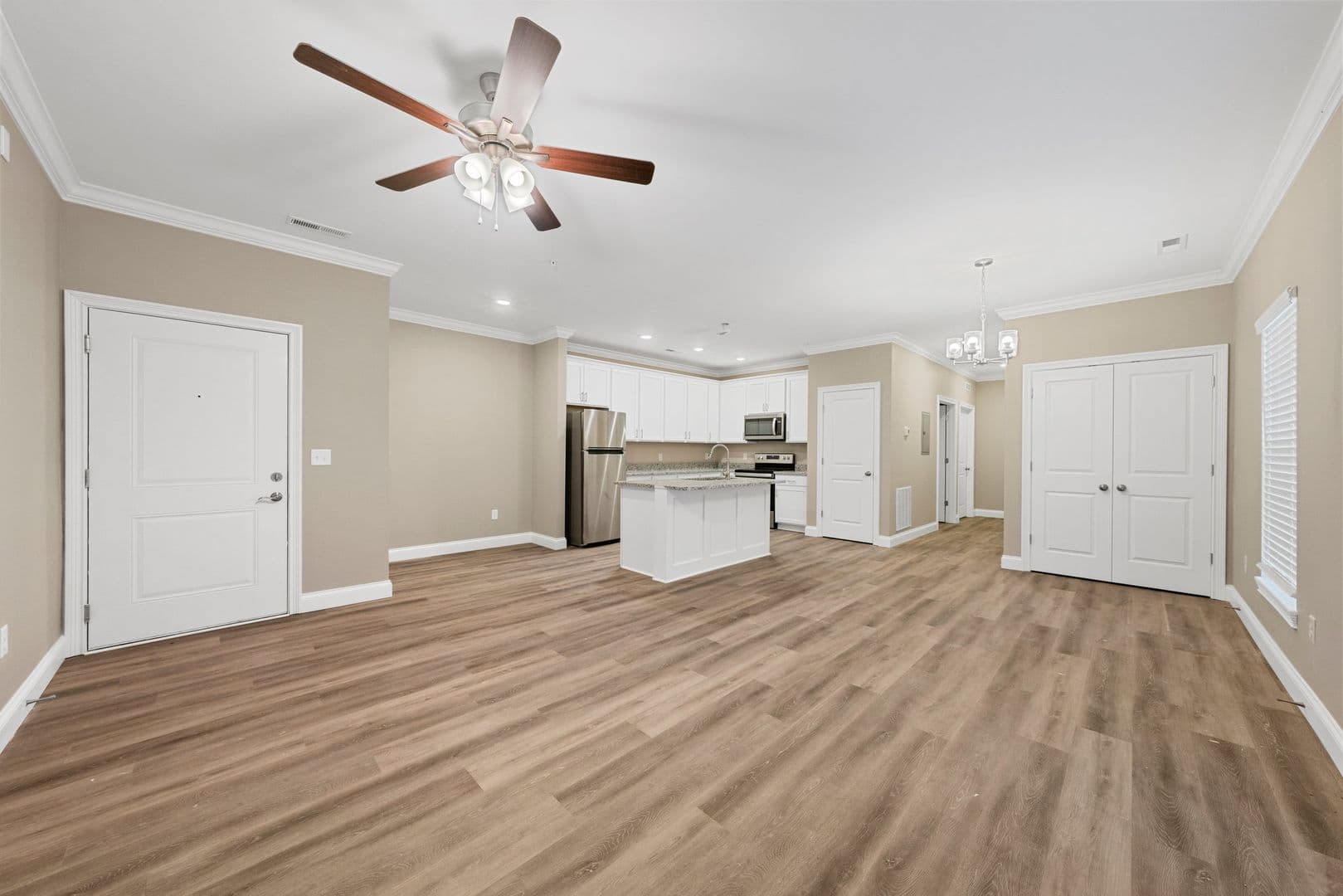 Bowling Green Apartment: 179 Walnut Creek Drive