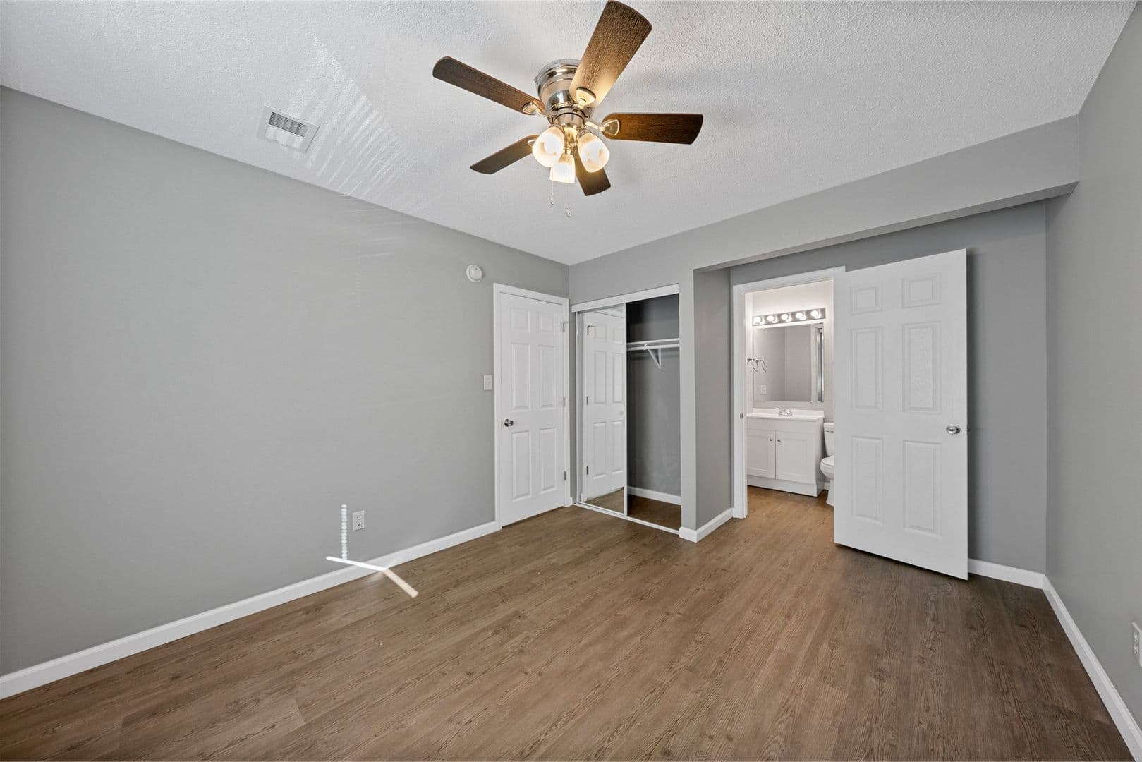 Owensboro Apartment: 630 Chuck Gray Ct