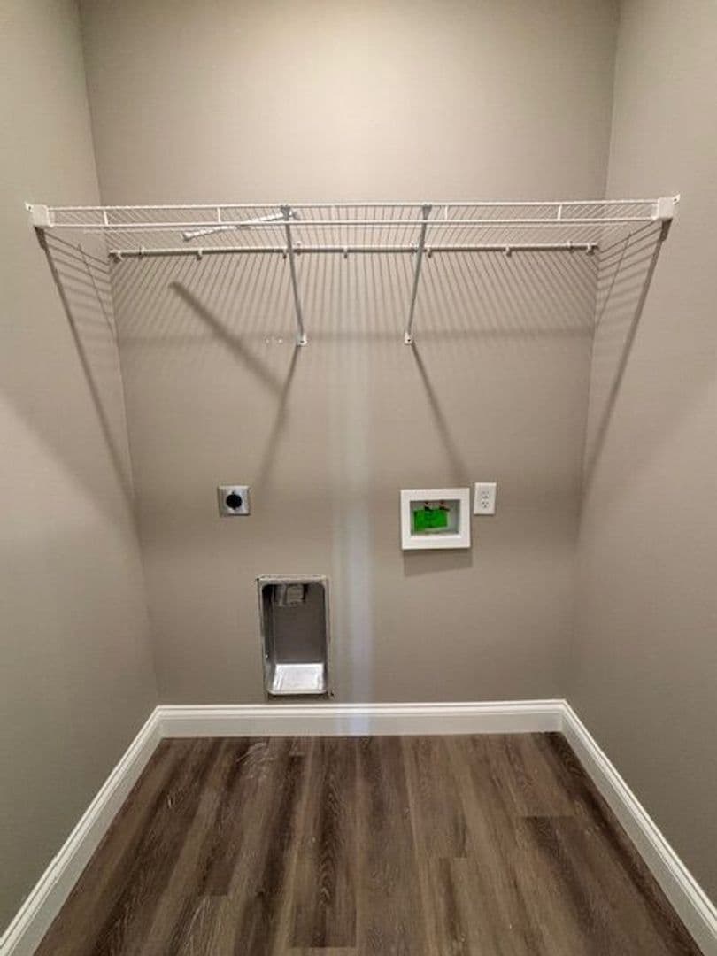 Bowling Green Apartment: 5330 Bakers Spring Street