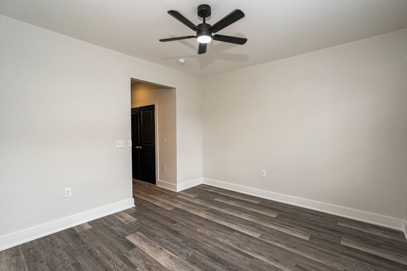 Franklin Apartment: 801 Blackjack Road