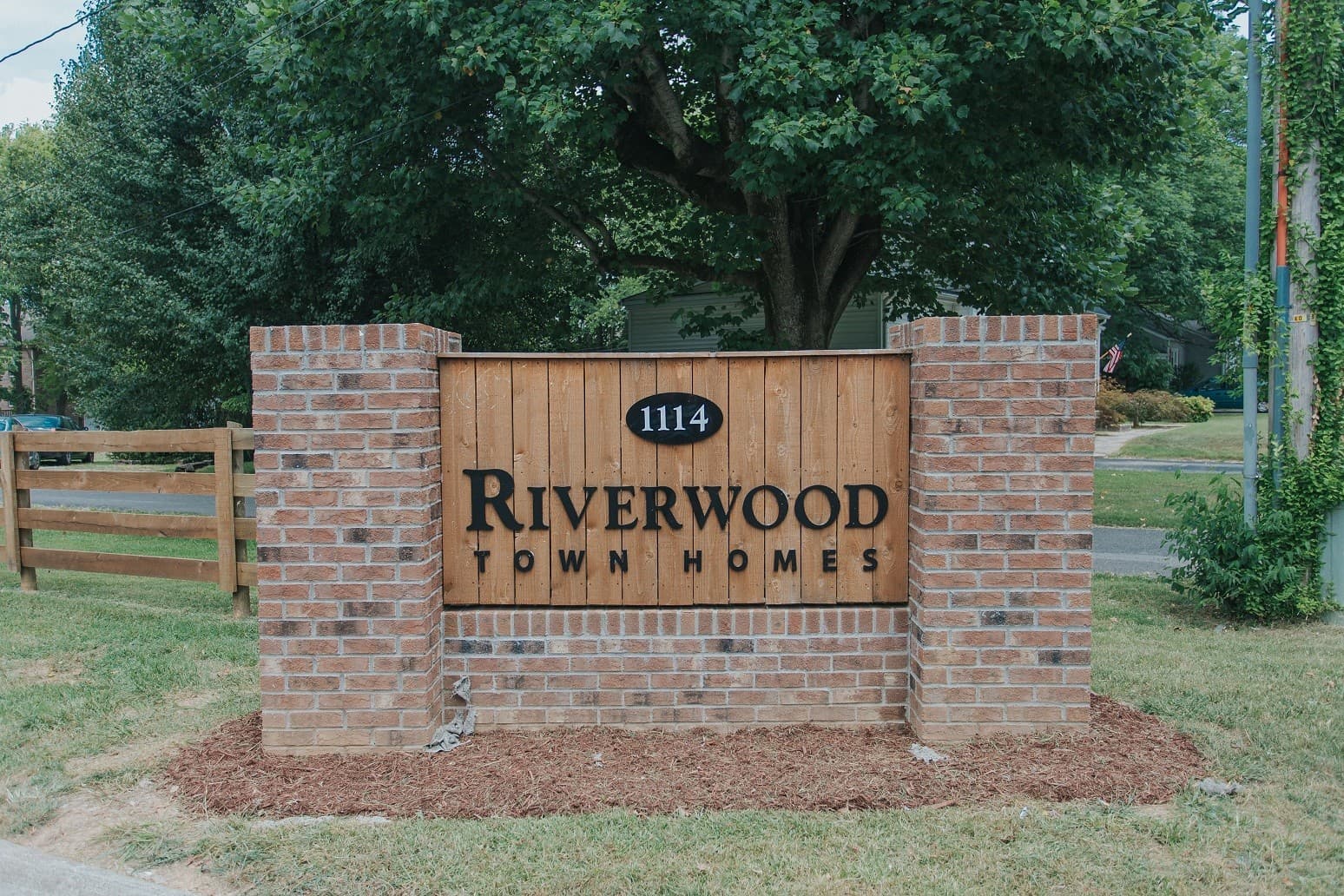 Bowling Green Apartment: 1114 Brockley Way