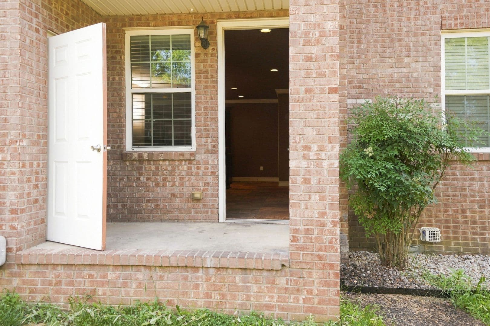 Elizabethtown Apartment: 214 Vaughn Lane