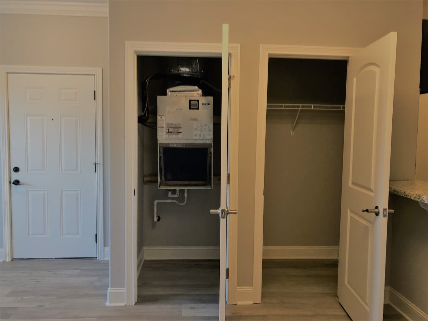Bowling Green Apartment: 249 Greenwood Lane
