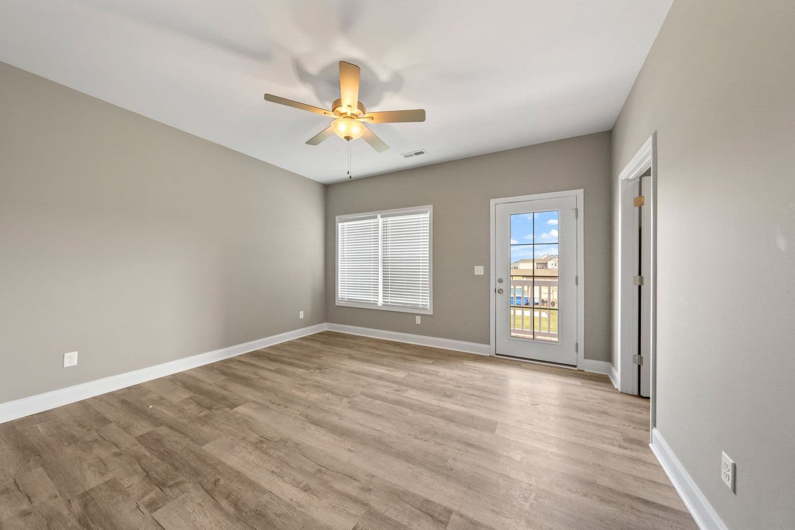 Bowling Green Apartment: 511 Traditions Boulevard