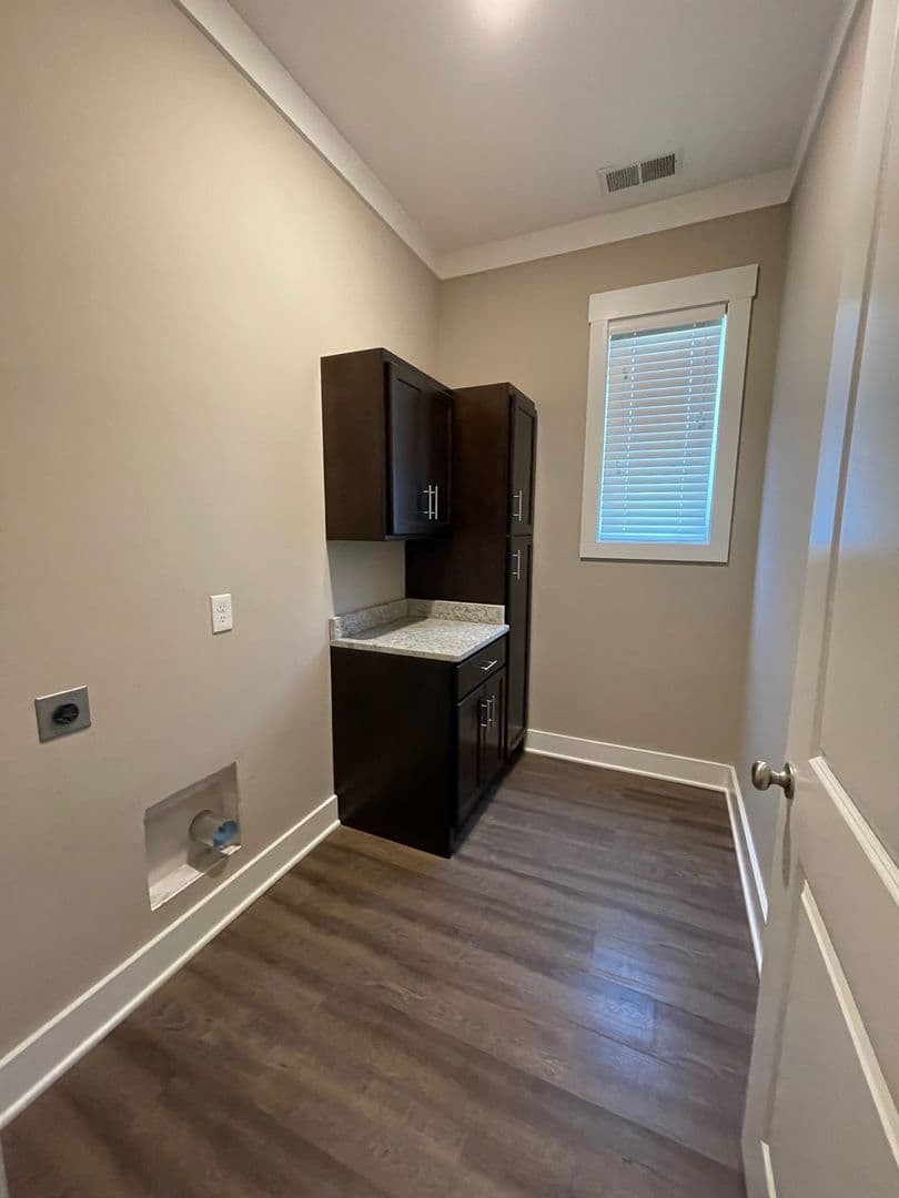 Bowling Green Apartment: 171 Hunt Village Lane
