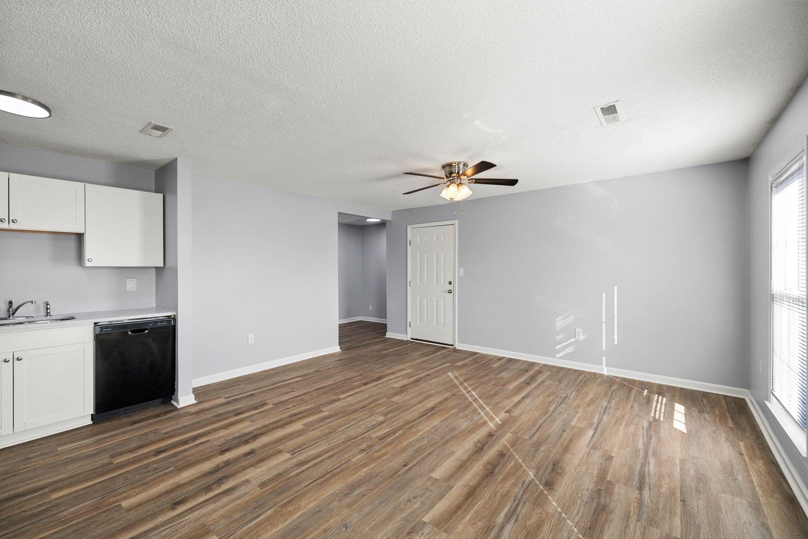 Owensboro Apartment: 630 Chuck Gray Ct