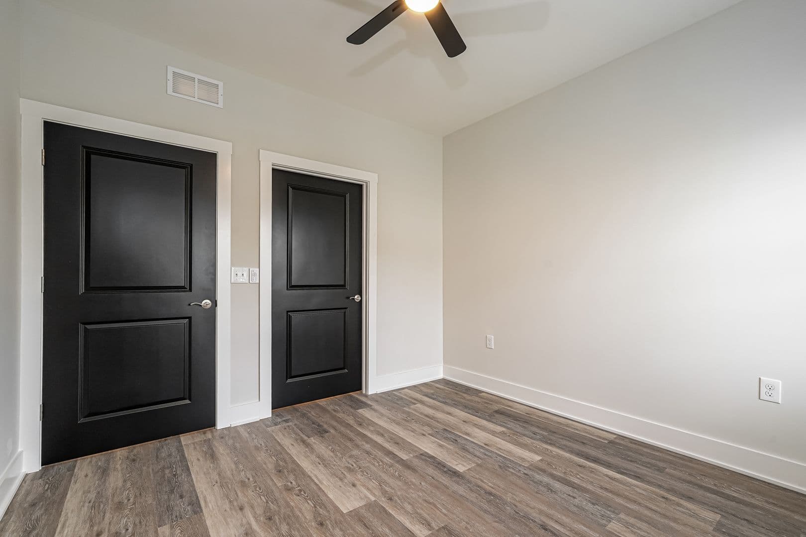 Franklin Apartment: 801 Blackjack Road