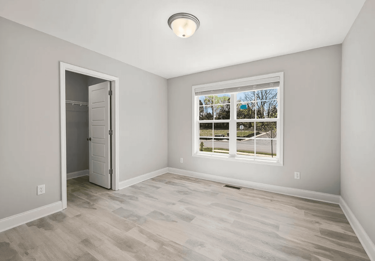 Bowling Green House: 1203 Melody Avenue