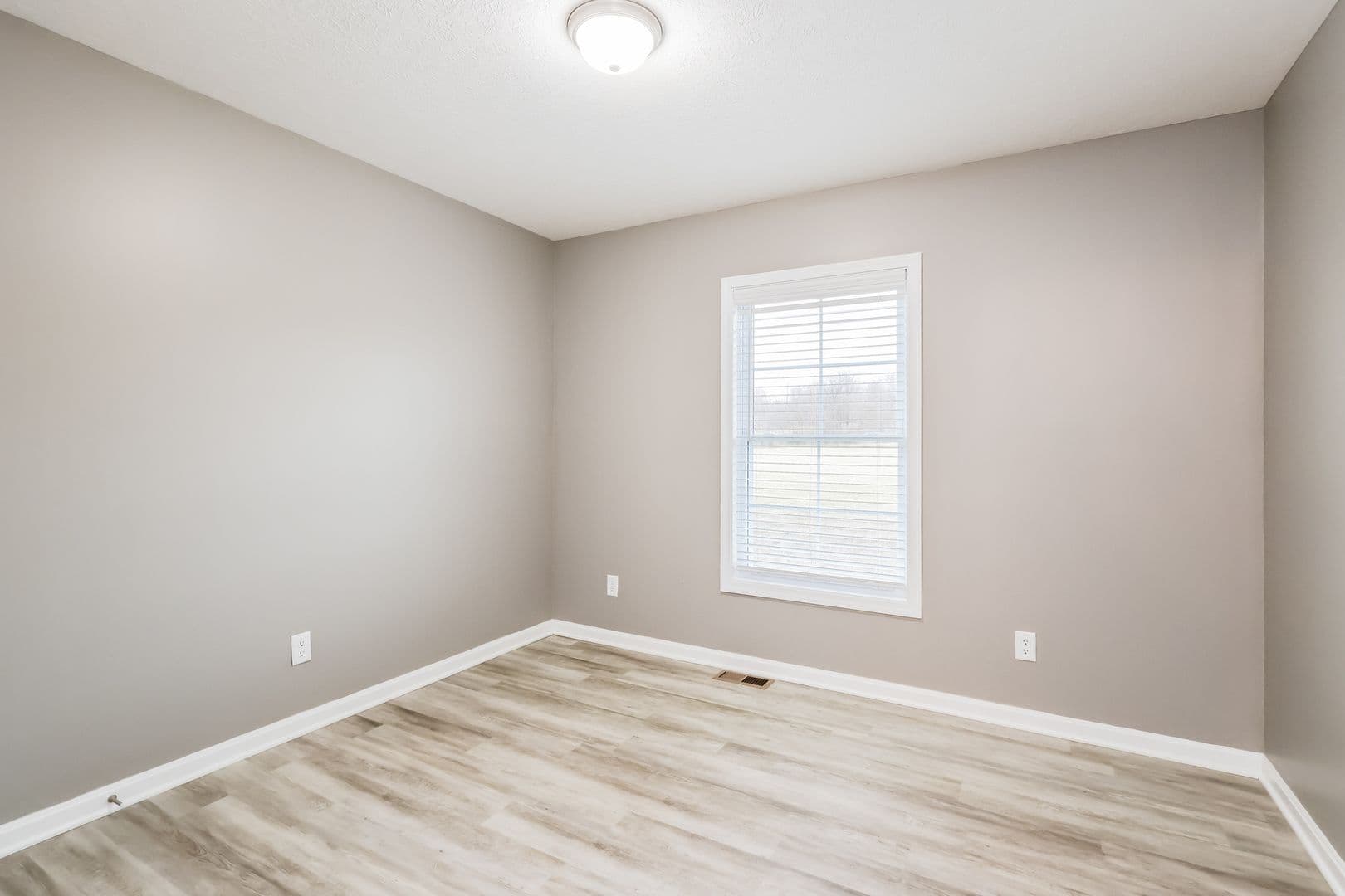 Elizabethtown Apartment: Keeneland Drive