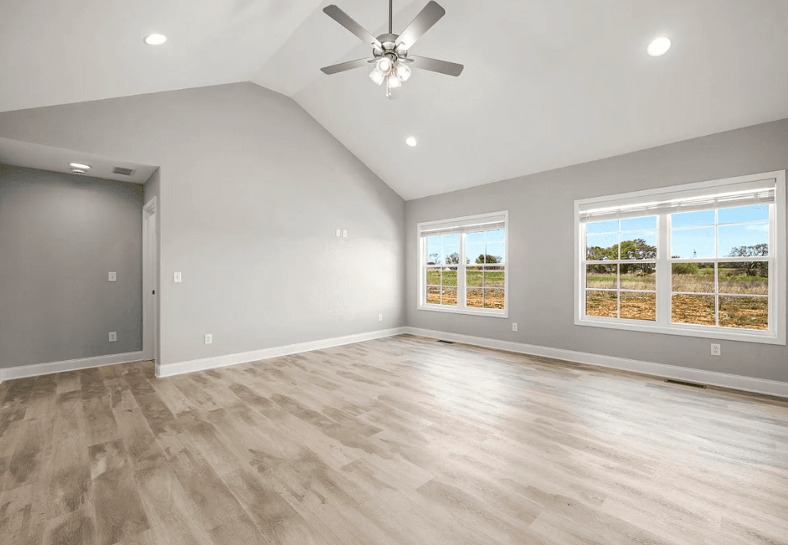 Bowling Green House: 1203 Melody Avenue