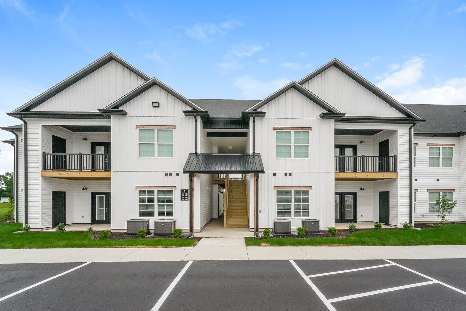 Franklin Apartment: 801 Blackjack Road