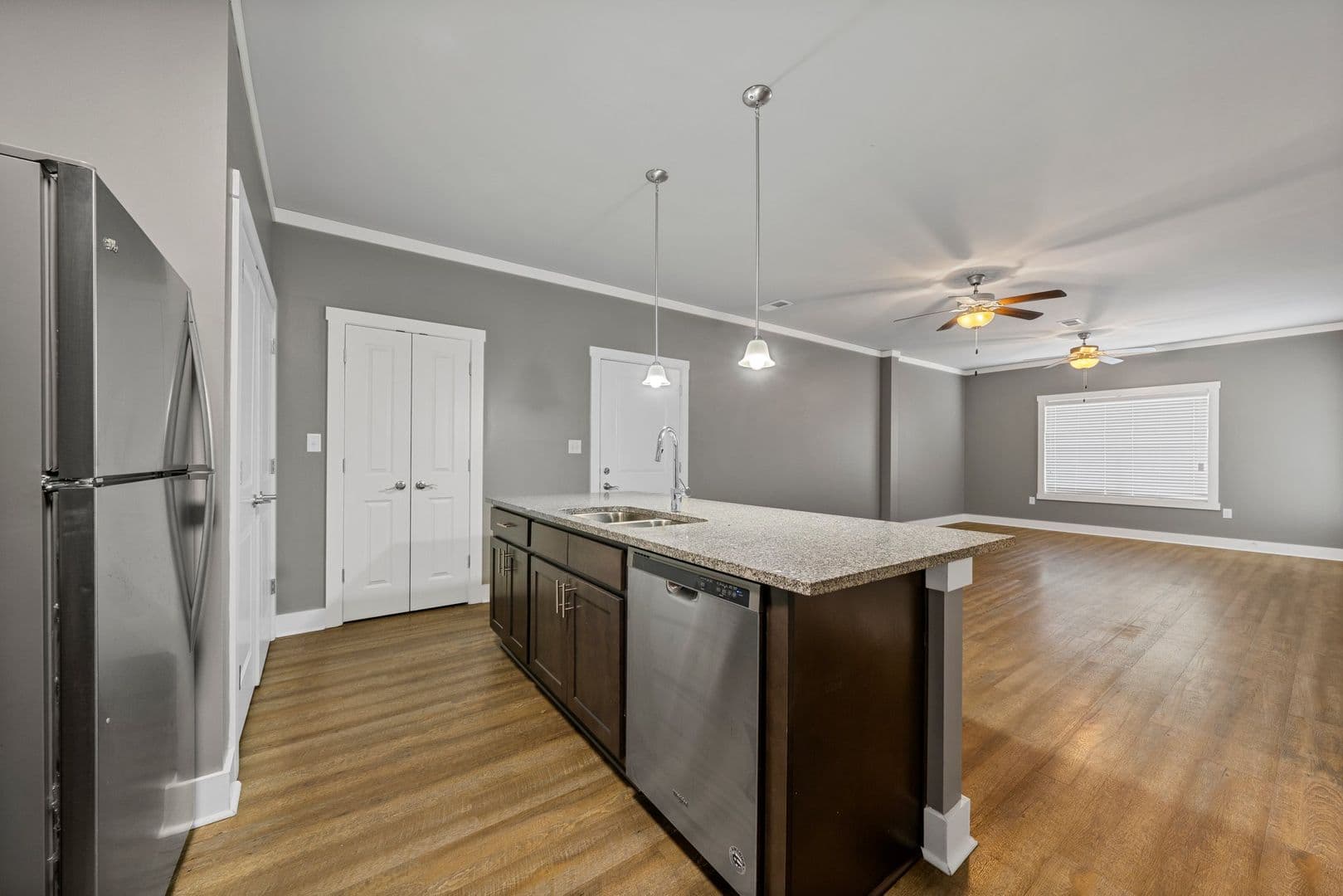 White House Apartment: 2940 US-31W