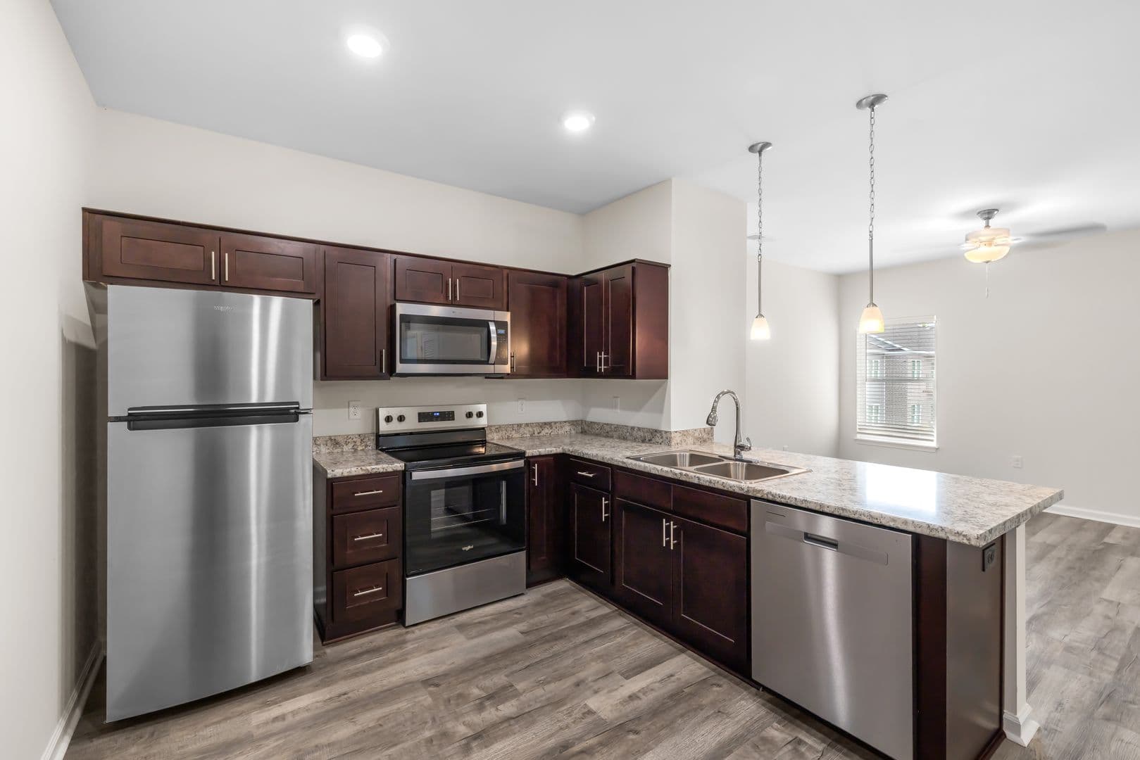 Owensboro Apartment: 2116 Daniels Lane