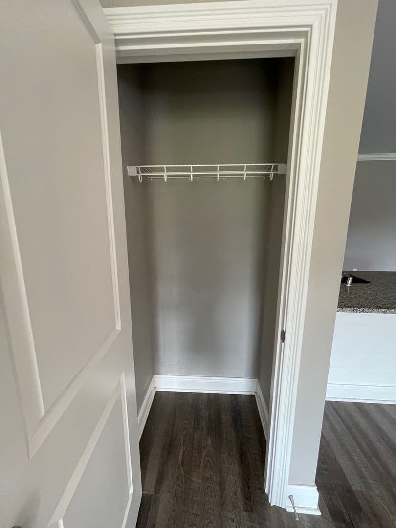Bowling Green Apartment: 5895 Otte Court