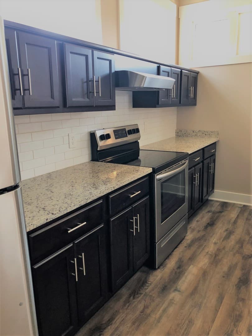Bowling Green Apartment: 171 Hunt Village Lane