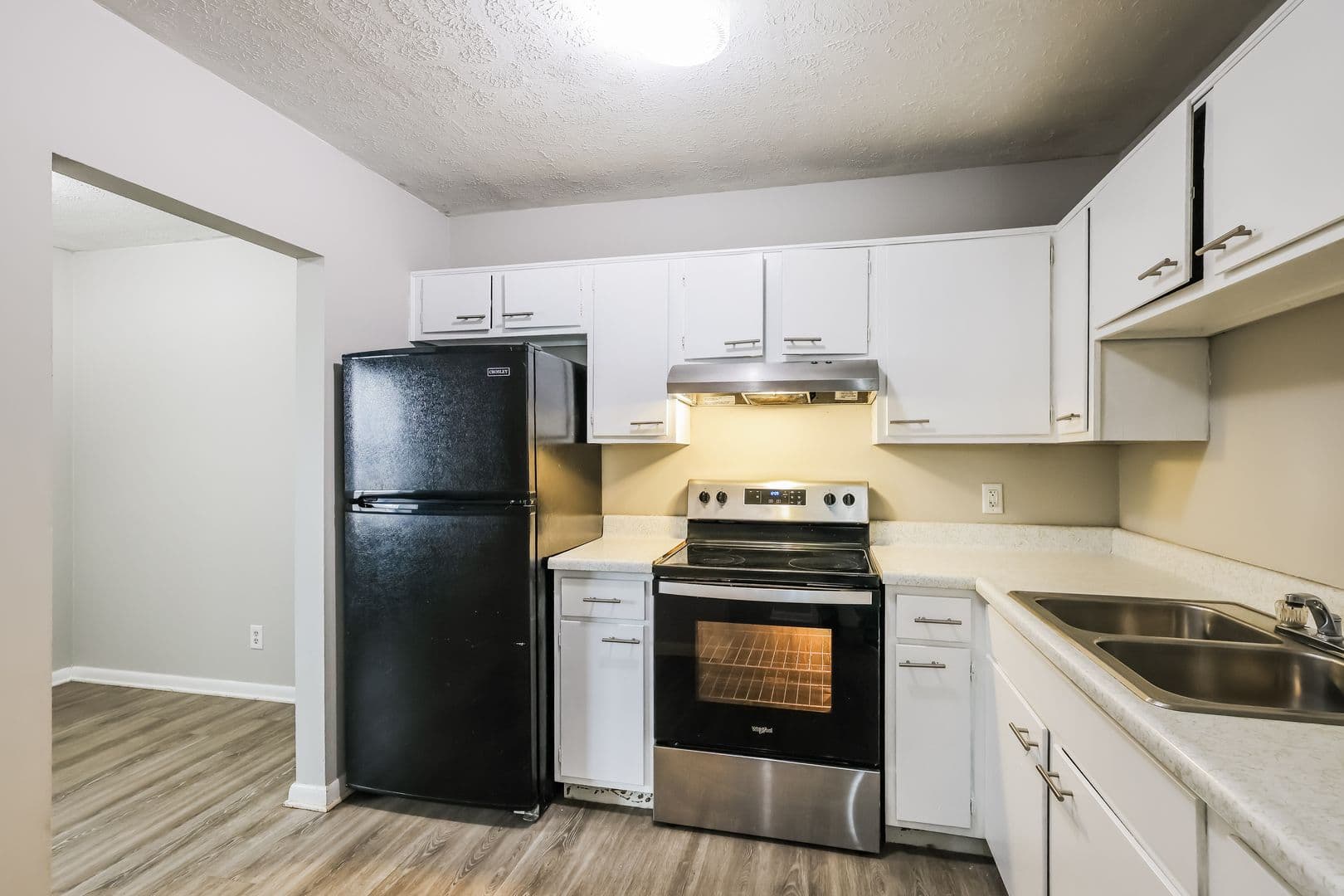 Glasgow Apartment: 200 Shalimar Drive