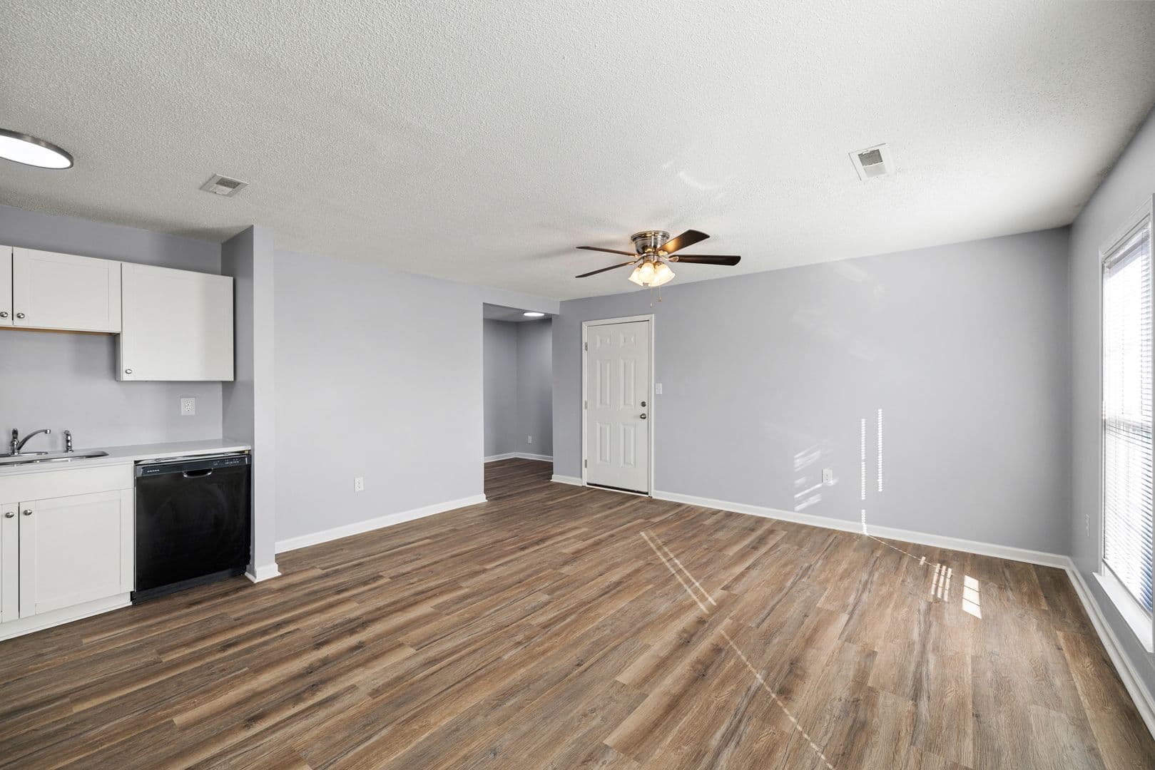 Owensboro Apartment: 630 Chuck Gray Ct