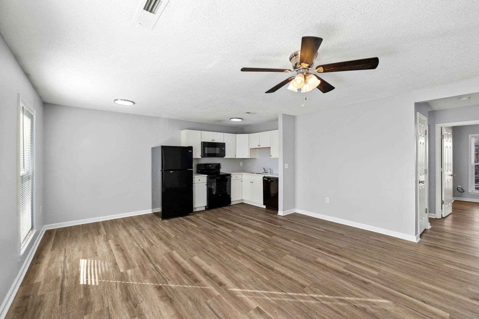 Owensboro Apartment: 630 Chuck Gray Ct