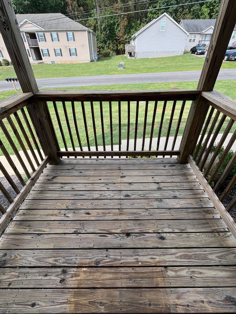 Bowling Green Apartment: 434 Upper Stone Avenue