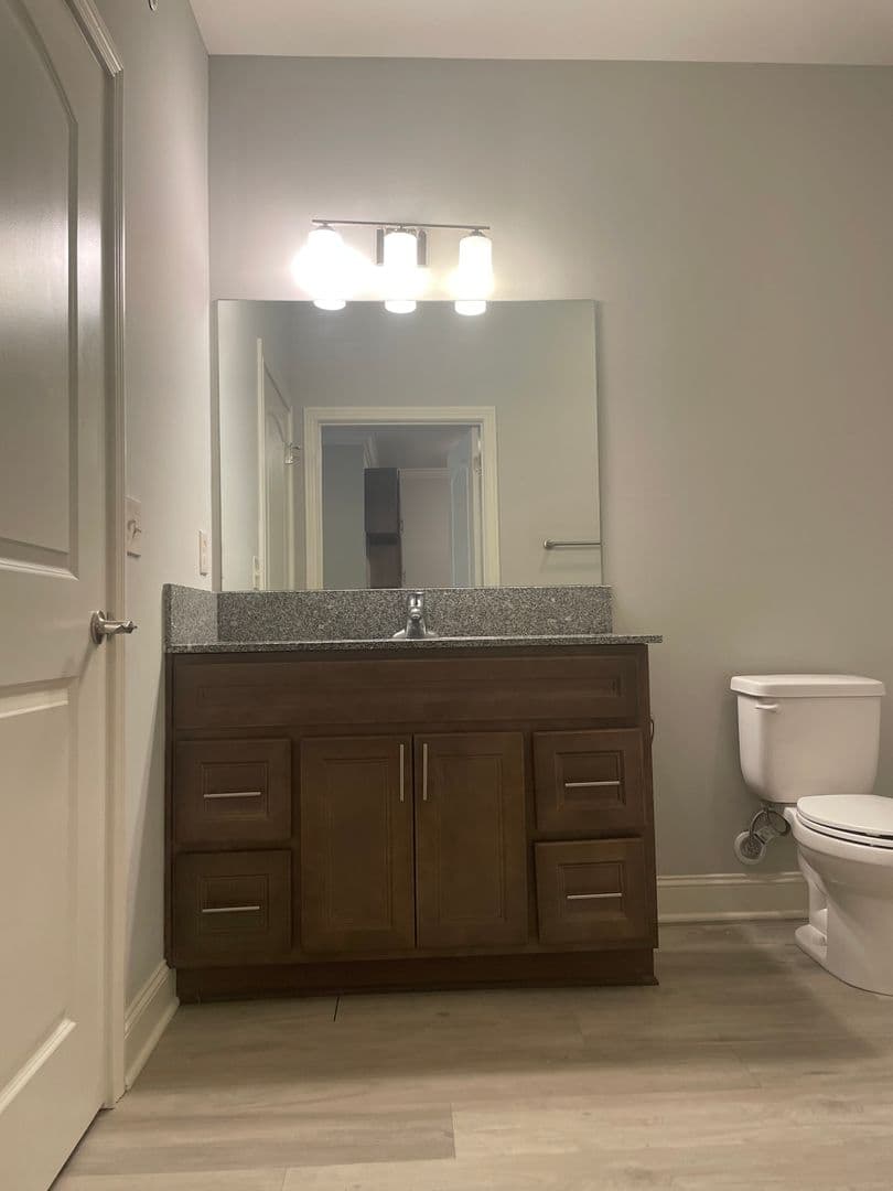 Bowling Green Apartment: 249 Greenwood Lane