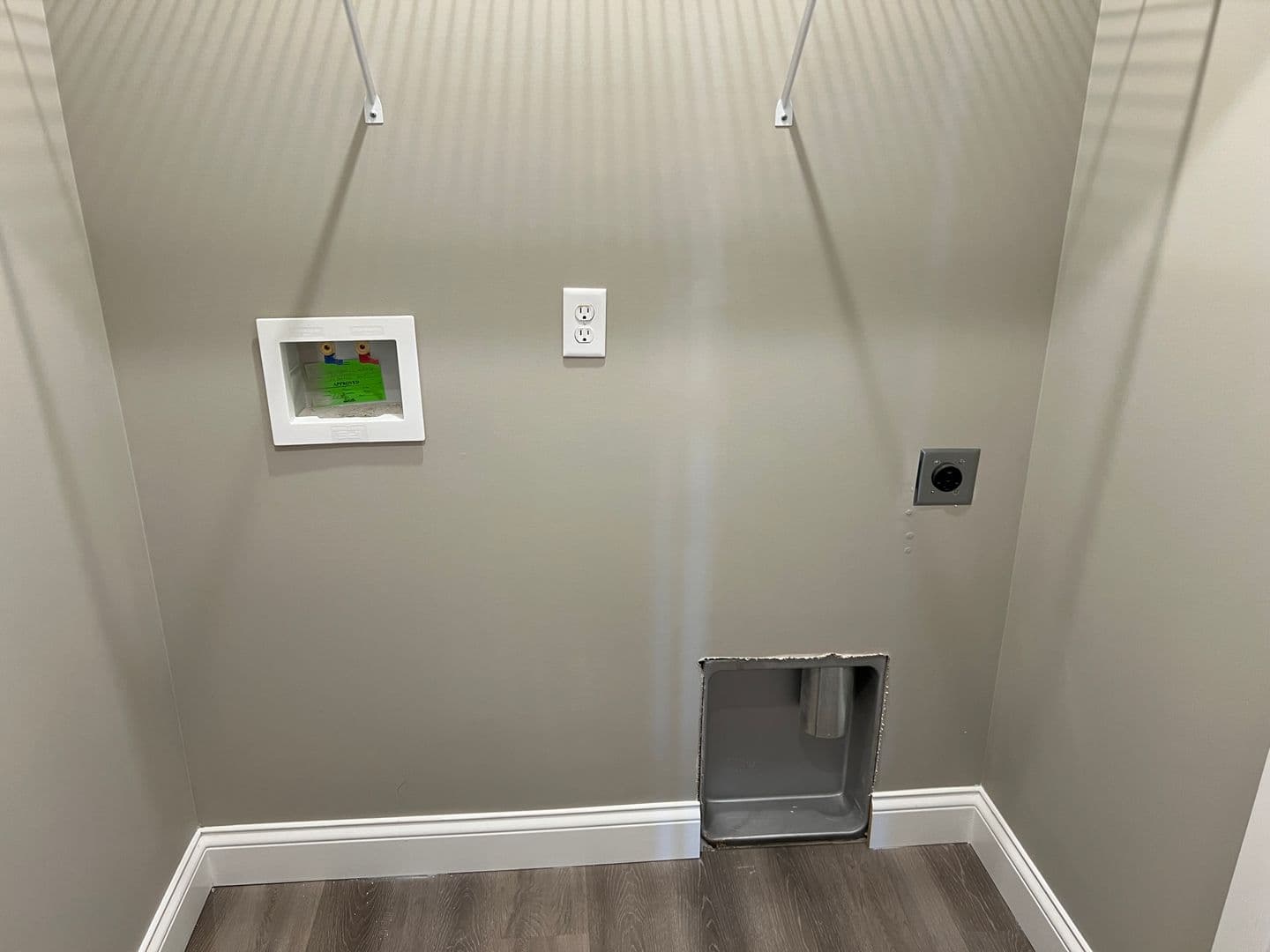 Bowling Green Apartment: 171 Hunt Village Lane