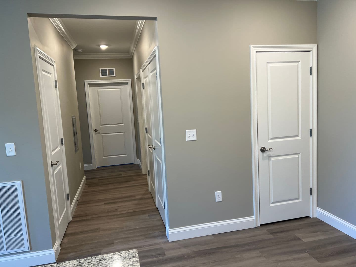 Bowling Green Apartment: 171 Hunt Village Lane
