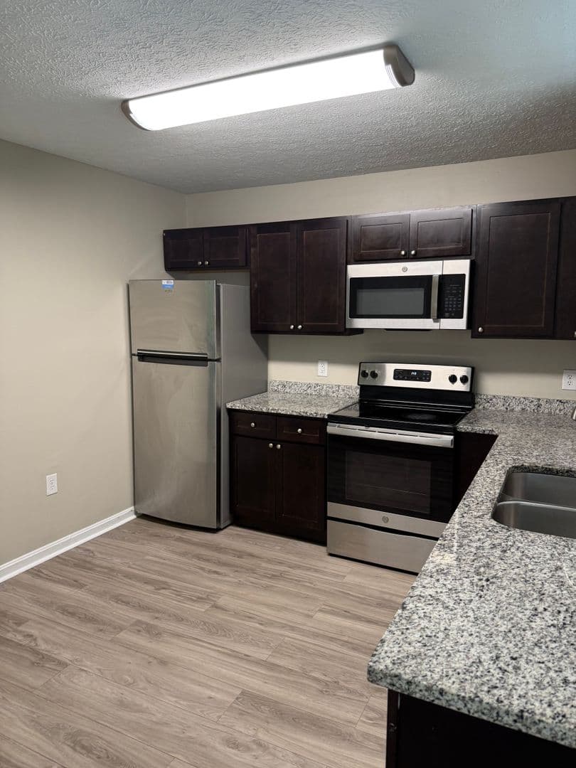 Elizabethtown Apartment: 100 Crimson Creek Drive