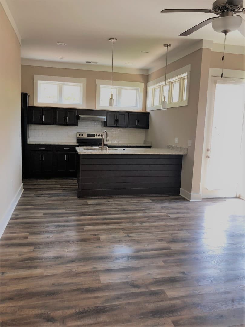 Bowling Green Apartment: 171 Hunt Village Lane