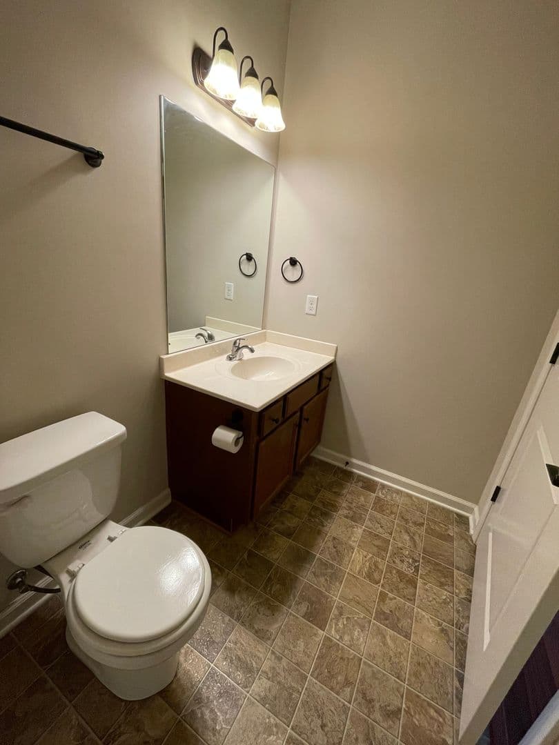 Bowling Green Apartment: 2730 Industrial Drive