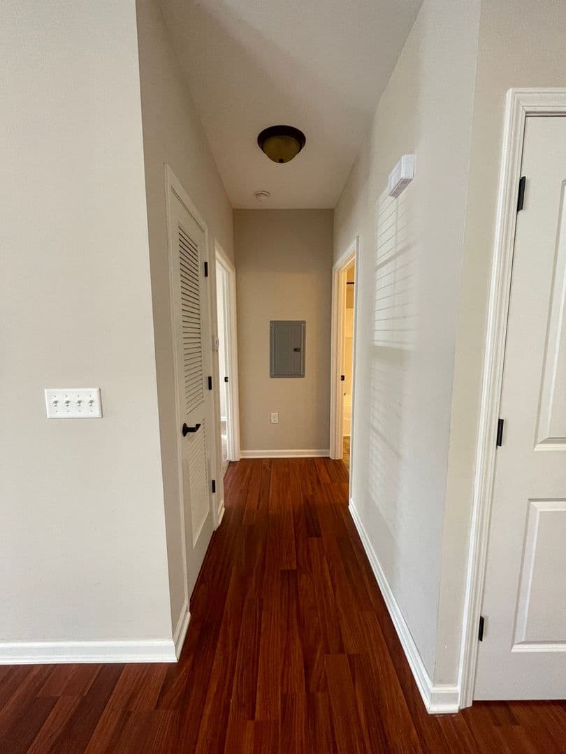Bowling Green Apartment: 2730 Industrial Drive