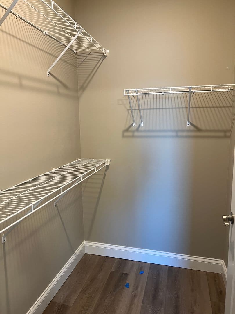 Bowling Green Apartment: 171 Hunt Village Lane