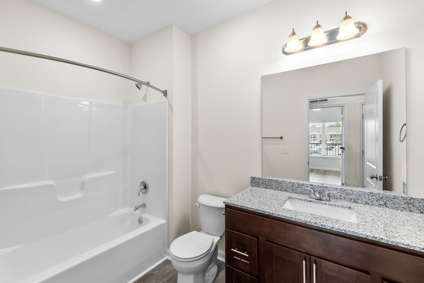 Owensboro Apartment: 2116 Daniels Lane