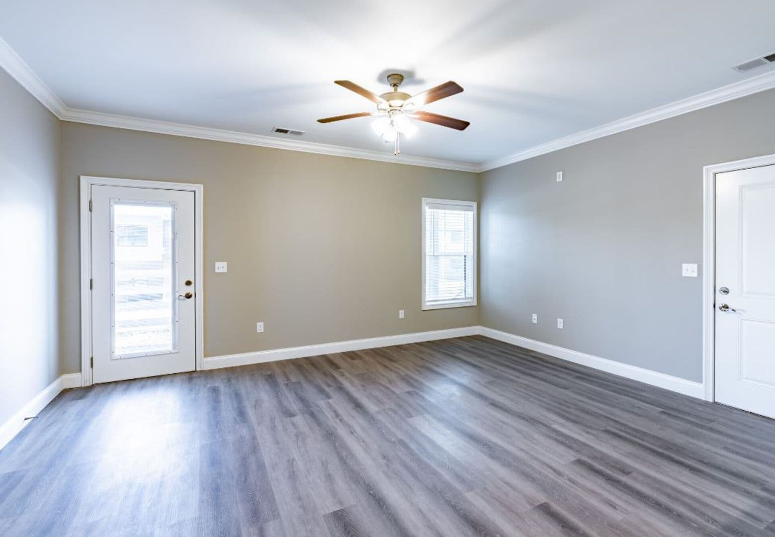 Bowling Green Apartment: 173 Traditions Boulevard