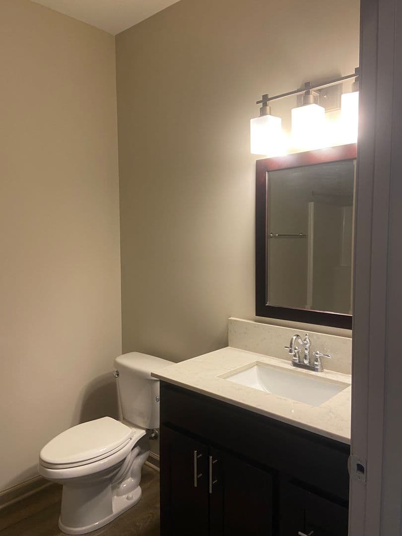 Bowling Green Apartment: 1607 & 1720 US 31W Bypass