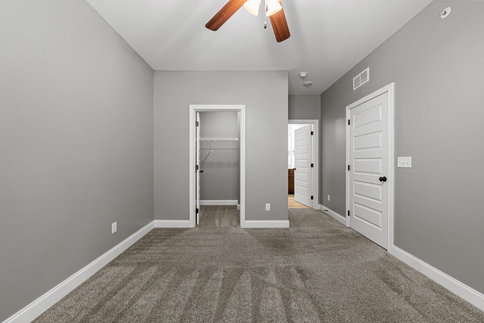 Bowling Green Apartment: 864 Fairview Avenue