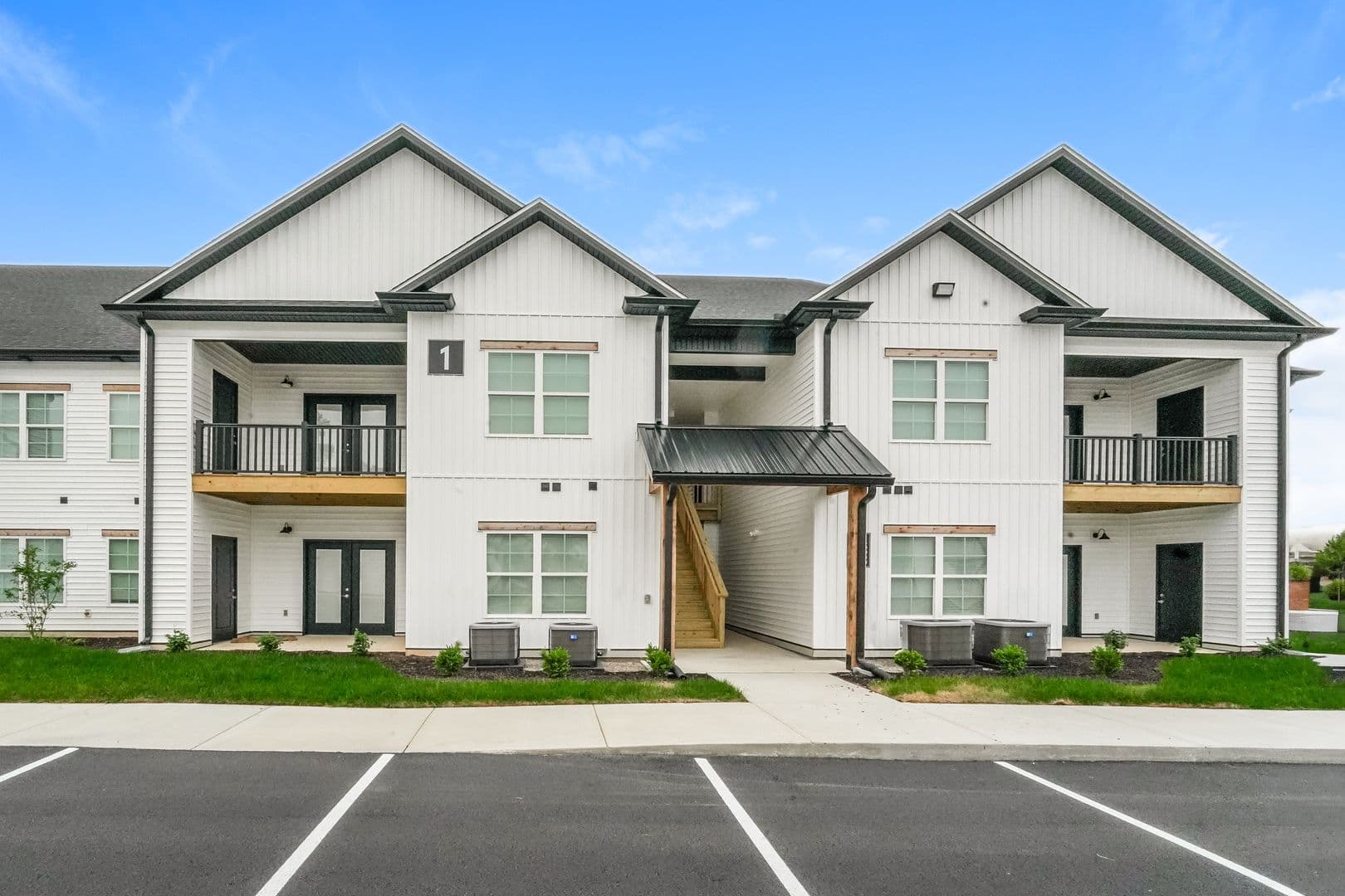 Franklin Apartment: 801 Blackjack Road