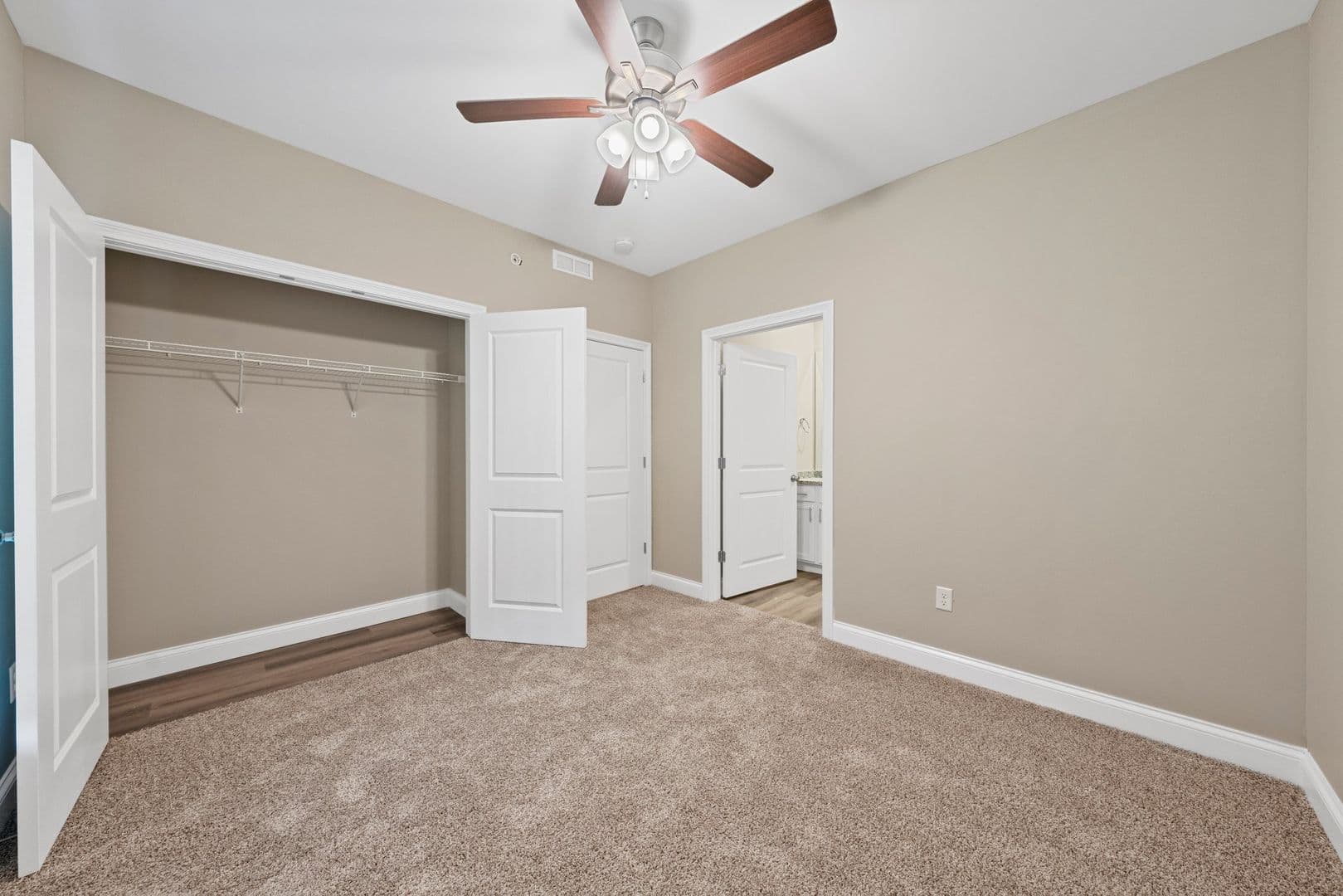 Bowling Green Apartment: 179 Walnut Creek Drive
