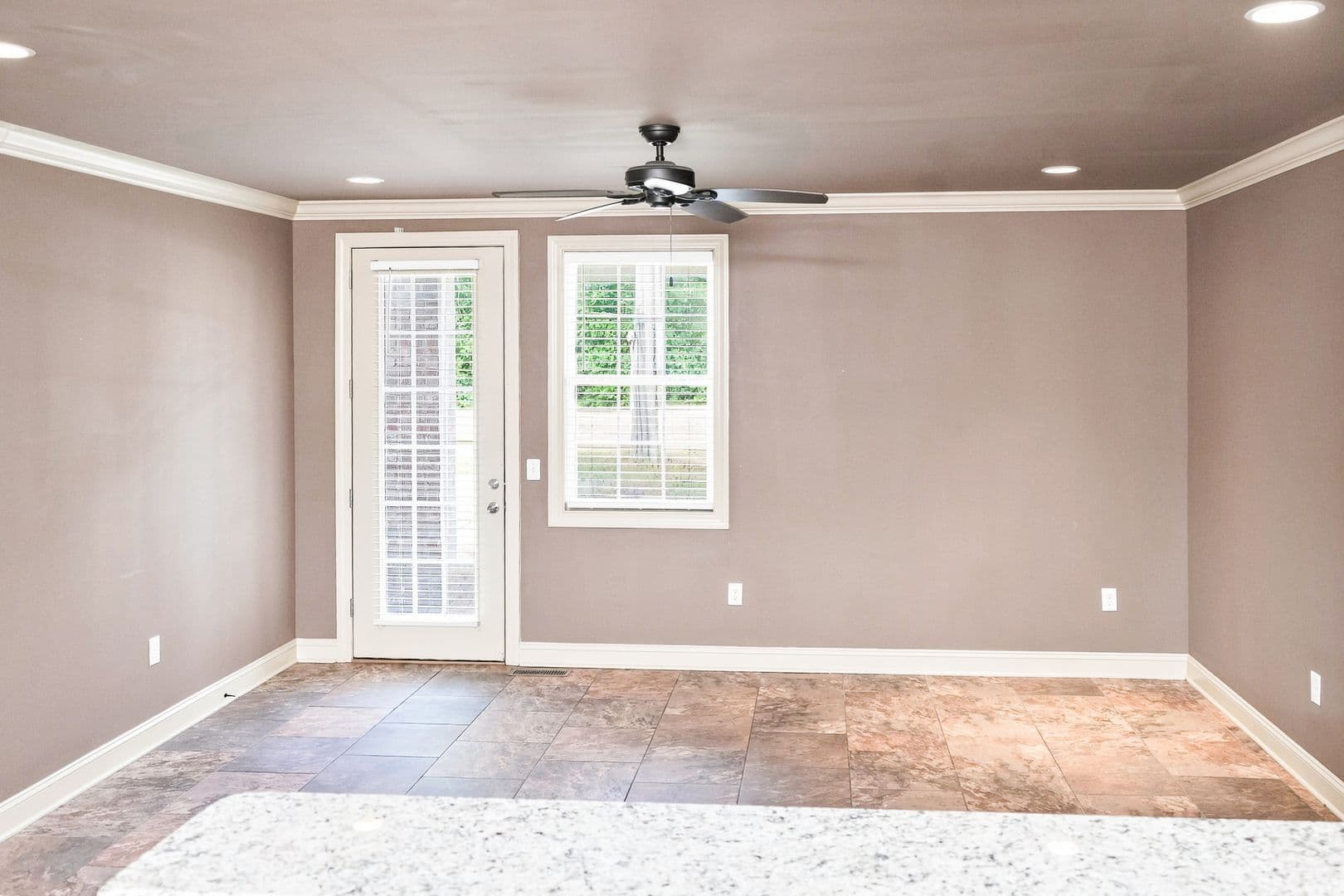 Elizabethtown Apartment: 214 Vaughn Lane