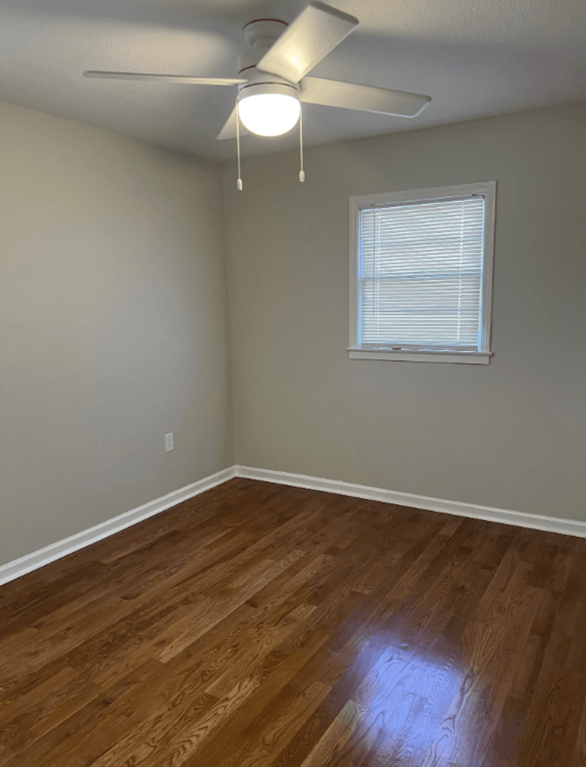 Bowling Green House: 705 Hampton Drive