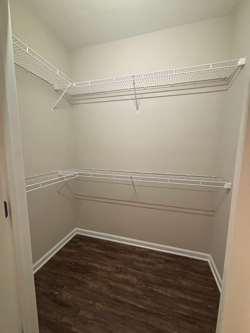 Bowling Green Apartment: 2730 Industrial Drive