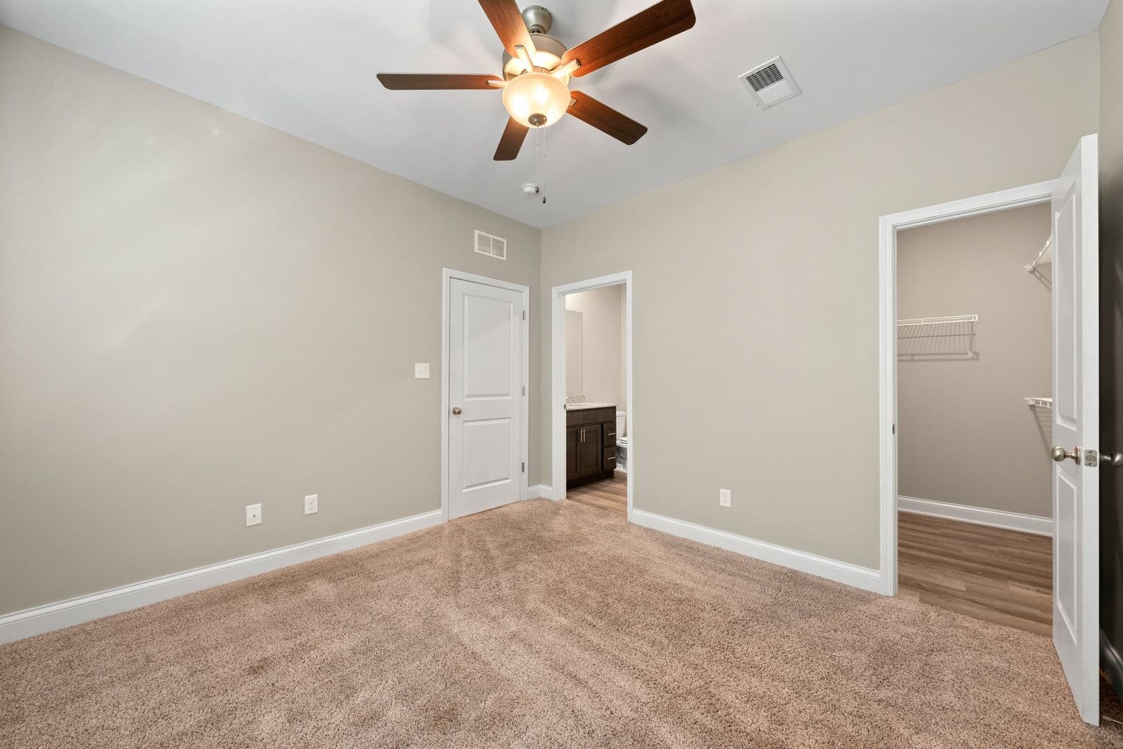 Bowling Green Apartment: 2363 Fox Ridge Court