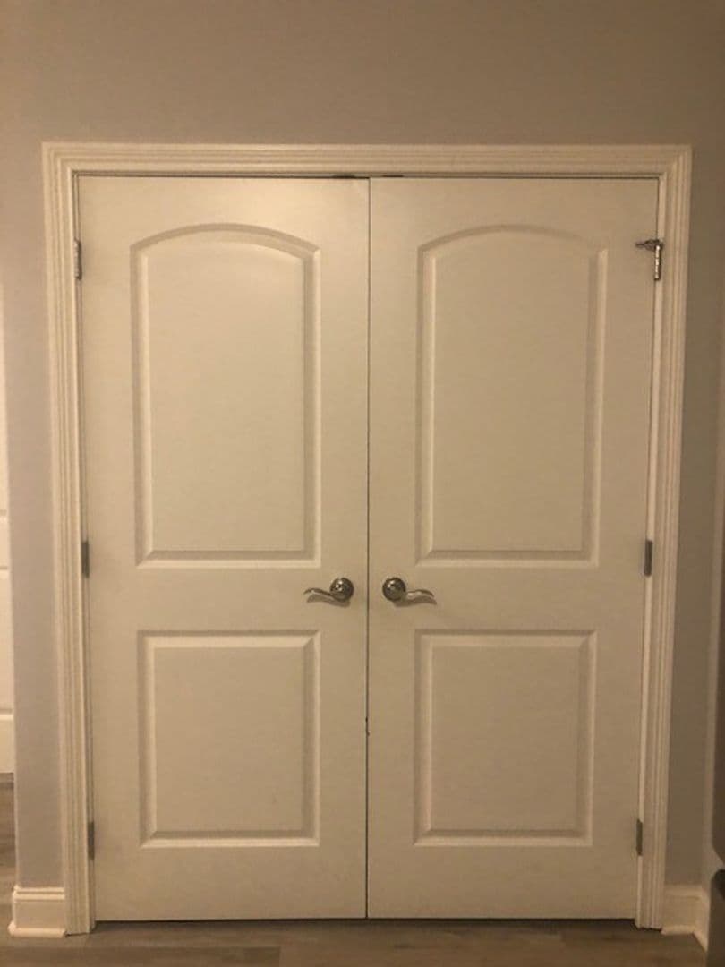 Bowling Green Apartment: 249 Greenwood Lane