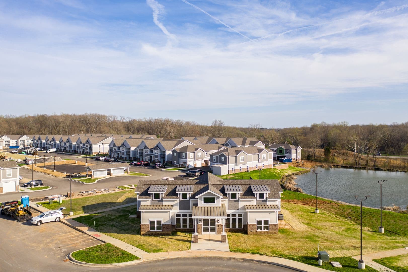 White House Apartment: 2940 US-31W