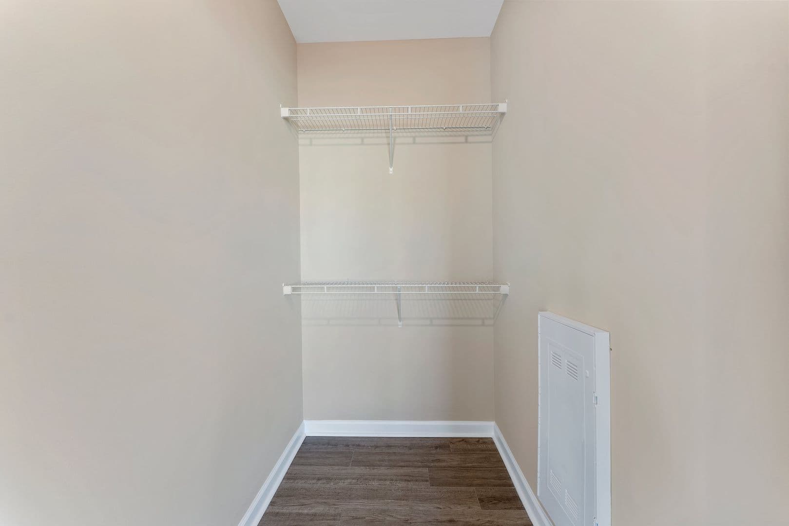 Portland Apartment: 1077 Gateview Drive
