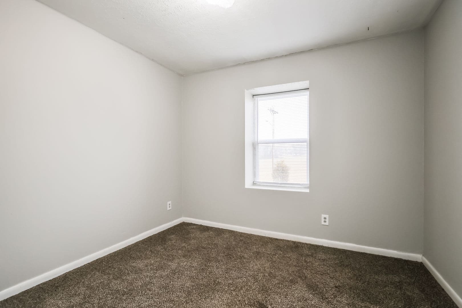 Glasgow Apartment: 200 Shalimar Drive