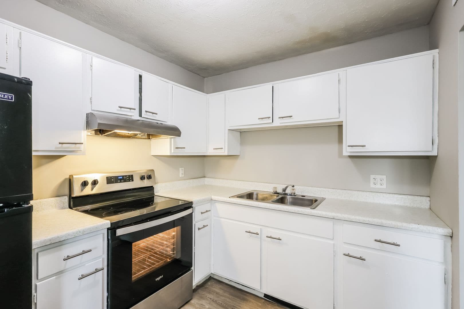 Glasgow Apartment: 200 Shalimar Drive