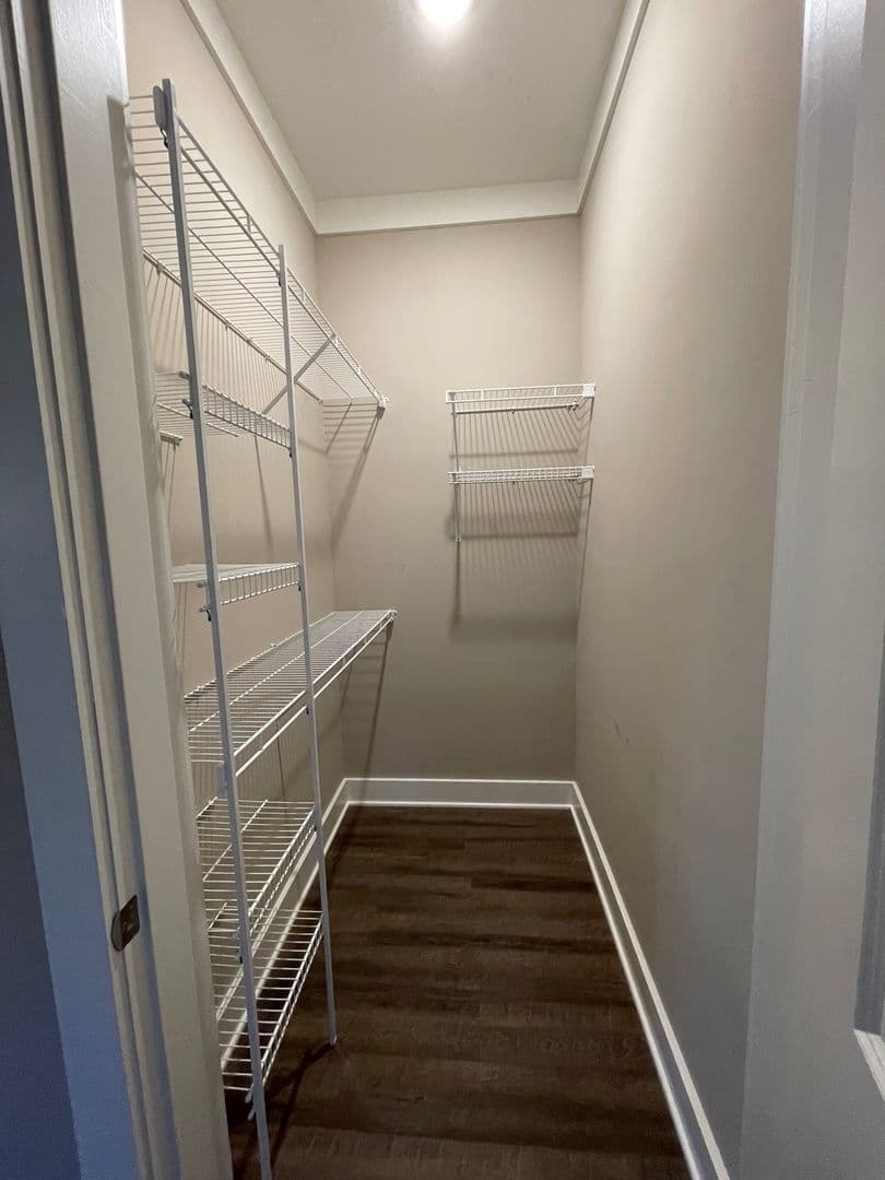 Bowling Green Apartment: 171 Hunt Village Lane