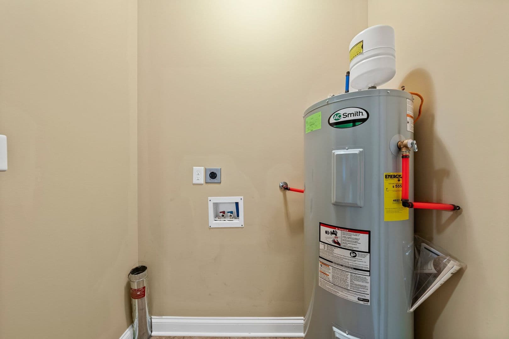 Bowling Green Apartment: 6068 Louisville Rd